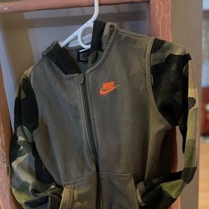 Nike Youth M hoodie zip jacket